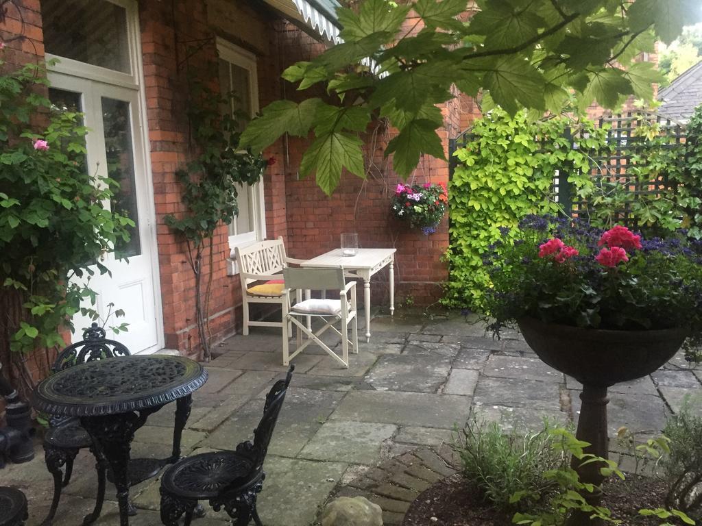 The Dower House Apartments Lincoln Eksteriør bilde